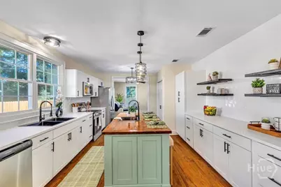 112 Oleander Ave, Savannah, GA 31404 - Photo 12