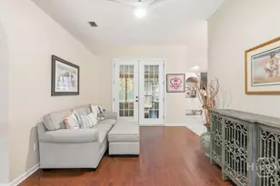 195 Brittany Ct, Richmond Hill, GA 31324 - Photo 8
