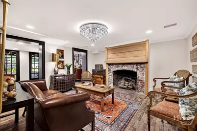 215 E Jones Street, Savannah, GA 31401 - Photo 40