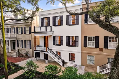 215 E Jones Street, Savannah, GA 31401 - Photo 1