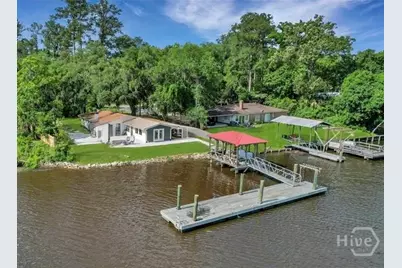 243 E 1st Street, Midway, GA 31320 - Photo 2