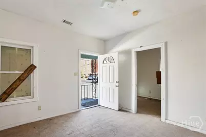 537 Hartridge Street, Savannah, GA 31401 - Photo 6