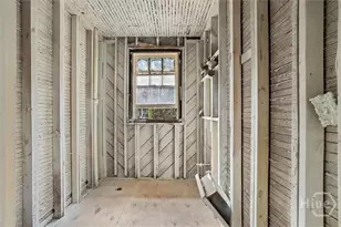 221 E 49th St, Savannah, GA 31405 - Photo 24