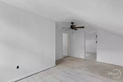 221 E 49th Street, Savannah, GA 31405 - Photo 30