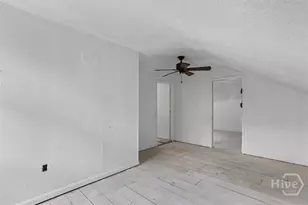221 E 49th St, Savannah, GA 31405 - Photo 30