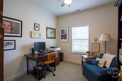 919 E Waldburg Street, Savannah, GA 31401 - Photo 20
