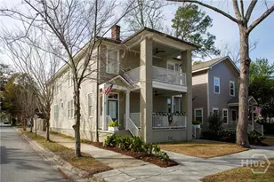 921 E Waldburg St, Savannah, GA 31401 - Photo 2