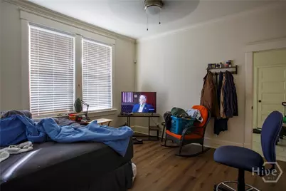 921 E Waldburg Street, Savannah, GA 31401 - Photo 12