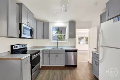 1118 W 49th Street, Savannah, GA 31405 - Photo 14