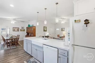 613 Leaning Oaks Drive, Savannah, GA 31410 - Photo 8