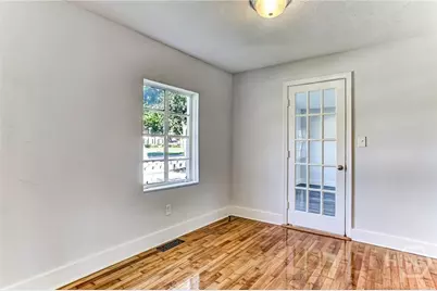 1928 Skidaway Road, Savannah, GA 31404 - Photo 12