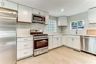 1928 Skidaway Rd, Savannah, GA 31404 - Photo 18