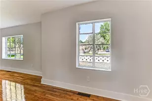 1928 Skidaway Rd, Savannah, GA 31404 - Photo 14
