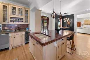 529 E 44th St, Savannah, GA 31405 - Photo 16