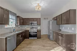 35 W W Winn Ave, Hinesville, GA 31313 - Photo 8