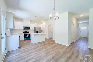 190 Providence Loop, Hinesville, GA 31313 - Photo 10
