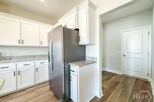 189 Providence Loop, Hinesville, GA 31313 - Photo 6