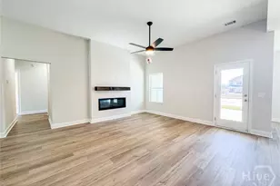 189 Providence Loop, Hinesville, GA 31313 - Photo 4