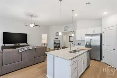 28 Flagler Drive, Savannah, GA 31419 - Photo 16