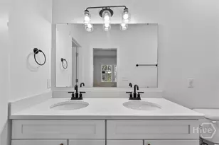1072 Cottage Wy, Darien, GA 31305 - Photo 8