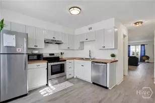 3 Berkley Pl, Savannah, GA 31405 - Photo 12
