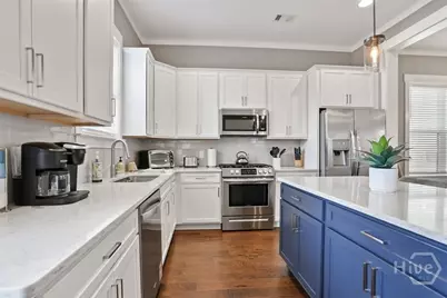 546 E 32nd Street, Savannah, GA 31401 - Photo 18