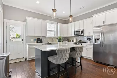 546 E 32nd Street, Savannah, GA 31401 - Photo 16