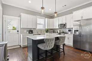 546 E 32nd St, Savannah, GA 31401 - Photo 16
