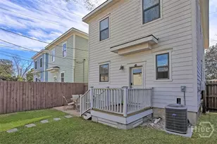 546 E 32nd St, Savannah, GA 31401 - Photo 48