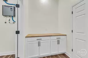 801 W 50th St, Savannah, GA 31405 - Photo 14