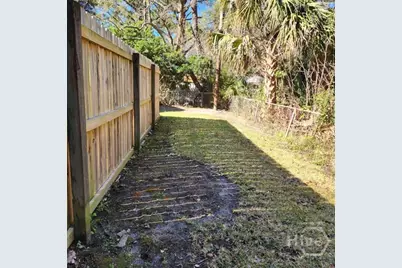 23 Canterbury Circle, Savannah, GA 31419 - Photo 32