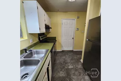23 Canterbury Circle, Savannah, GA 31419 - Photo 4