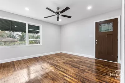 2102 Auburn Street, Savannah, GA 31404 - Photo 4