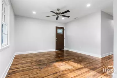 2102 Auburn Street, Savannah, GA 31404 - Photo 6