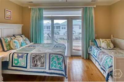 10 8th Street, Tybee Island, GA 31328 - Photo 48