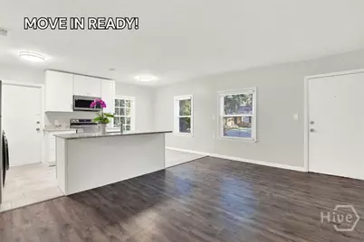 1309 E 55th Street, Savannah, GA 31404 - Photo 4