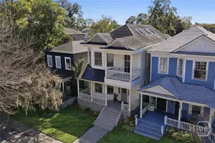 203 E 39th St, Savannah, GA 31401 - Photo 32