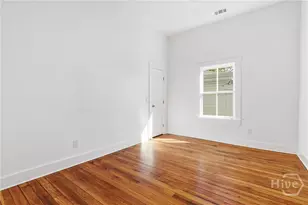 203 E 39th St, Savannah, GA 31401 - Photo 14