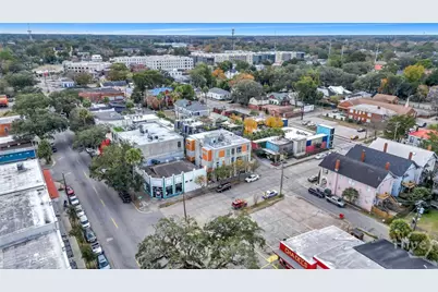 203 E 39th Street, Savannah, GA 31401 - Photo 34