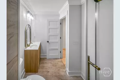 316 W 40th Street #D, Savannah, GA 31401 - Photo 16