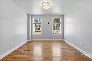 521 W 37th St, Savannah, GA 31415 - Photo 4