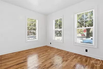521 W 37th Street, Savannah, GA 31415 - Photo 2