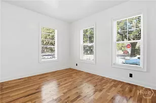 521 W 37th St, Savannah, GA 31415 - Photo 2