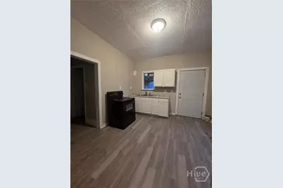 1207 E Bolton Street, Savannah, GA 31404 - Photo 8