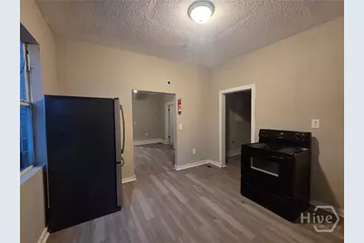 1207 E Bolton Street, Savannah, GA 31404 - Photo 10