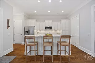 203 E 56th St, Savannah, GA 31405 - Photo 12