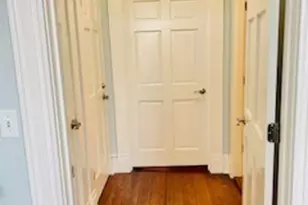227 W Broughton St, Savannah, GA 31401 - Photo 28