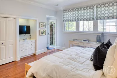 108 W Jones Street, Savannah, GA 31401 - Photo 36
