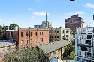 108 W Jones St, Savannah, GA 31401 - Photo 16