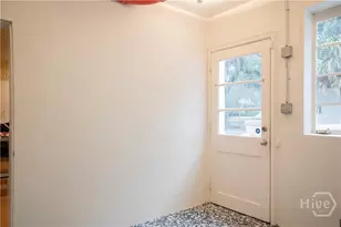 102 E 45th St, Savannah, GA 31405 - Photo 12